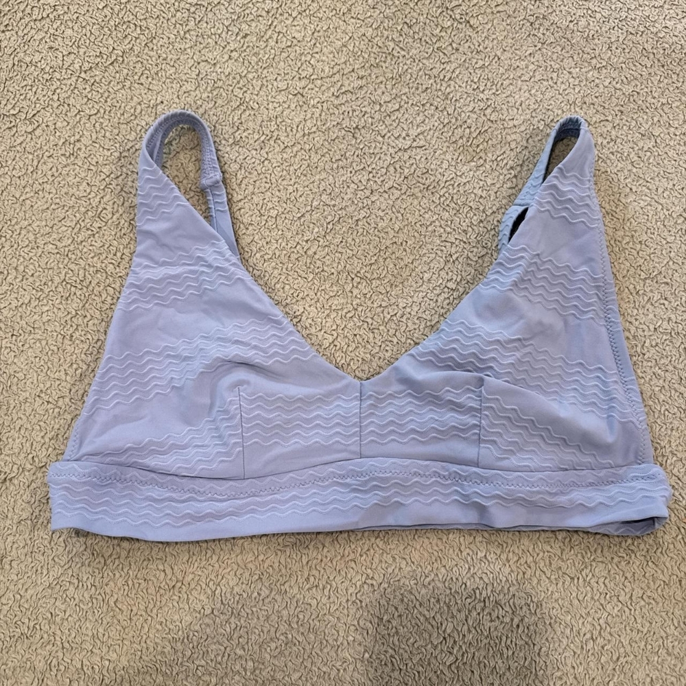Aerie Blue and Purple Wavy Scoop Neck Bikini Top